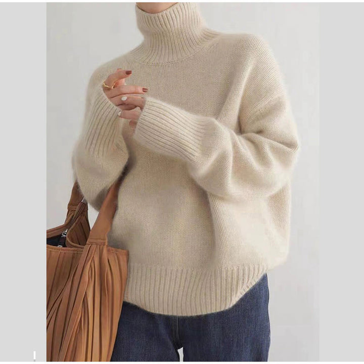 Ladies cozy turtleneck sweater in high quality wool Lune London