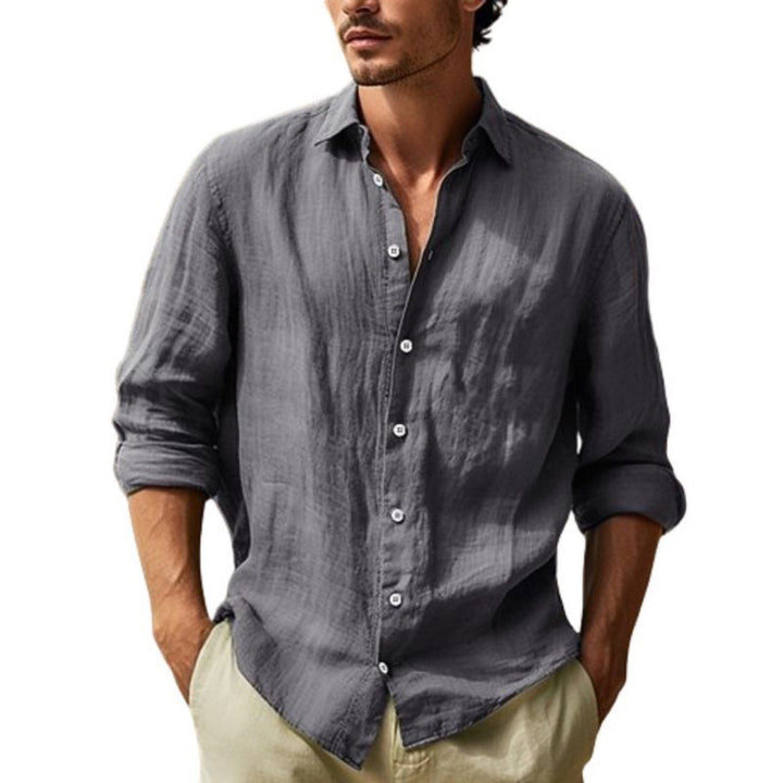 Light linen shirt for men with short button placket and relaxed fit Lune London