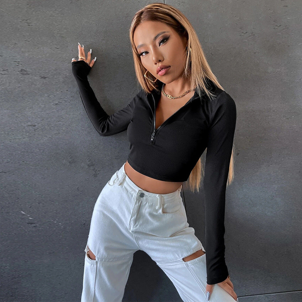 Cropped long sleeve shirt for women with trendy zipper Chic & Stil