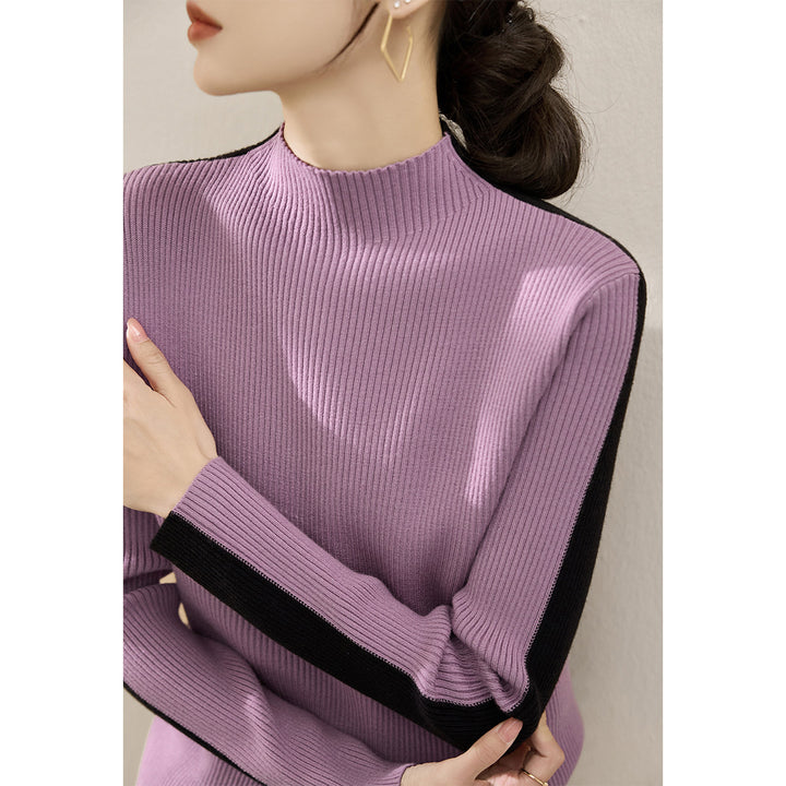 Pull à col roulé tendance pour femmes avec design en côtes texturées et manches contrastantes Chic & Stil