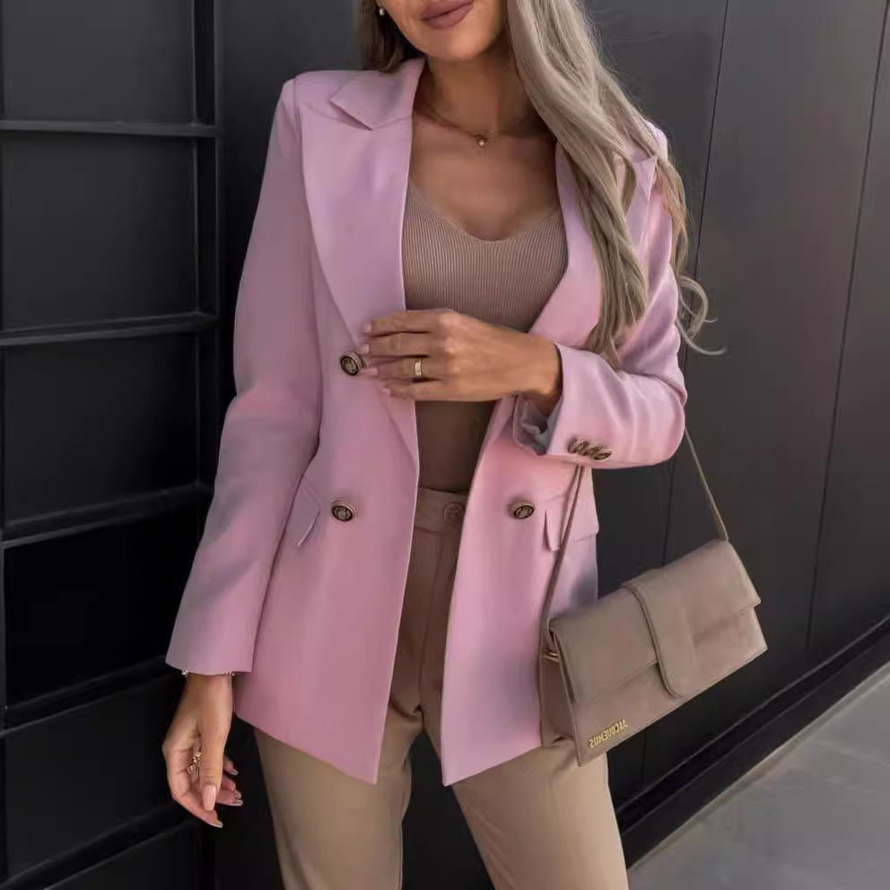 Elegant fitted jacket for women with double row of buttons and versatile cut Lune London