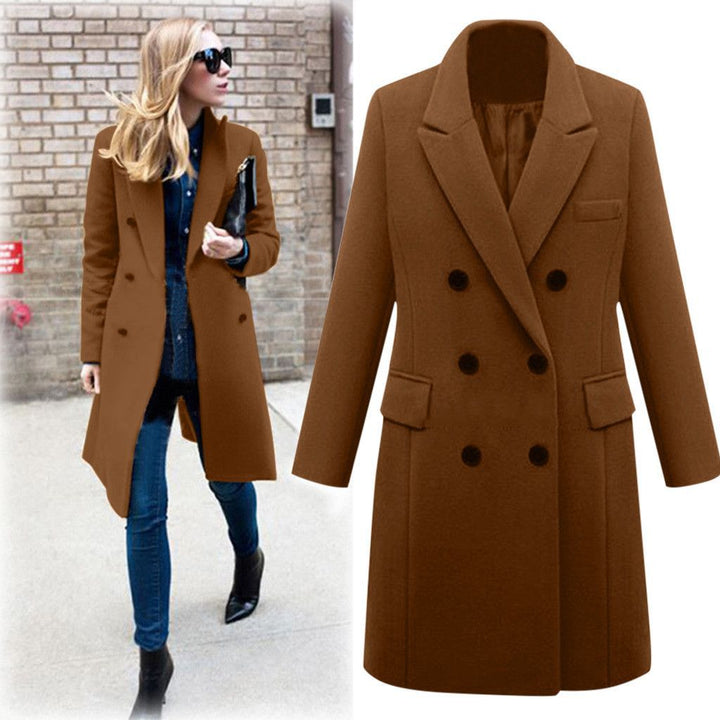 Elegant wool coat for women with double-breasted buttons and pockets Lune London