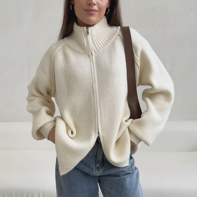 Cardigan pour femmes avec col monté et fermeture éclair Chic & Stil