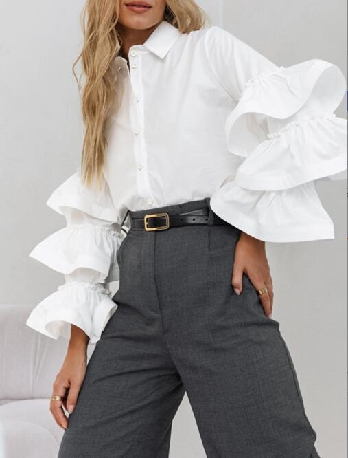 Blouse for ladies with button placket and ruffled sleeves Lune London