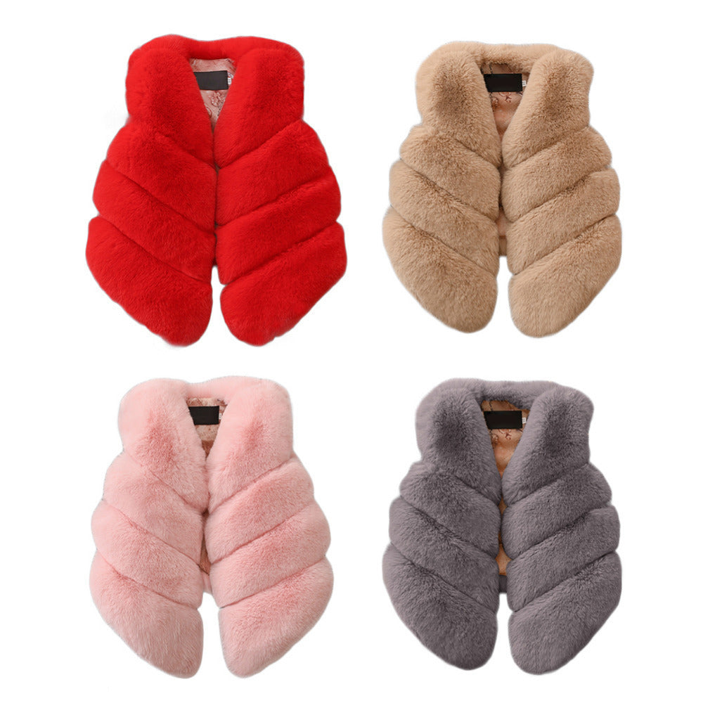 Ladies Soft Faux Fur Gilet with Padded Collar Lune London