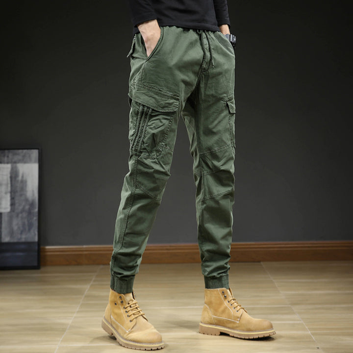 Chic and stylish urban cargo pants for men