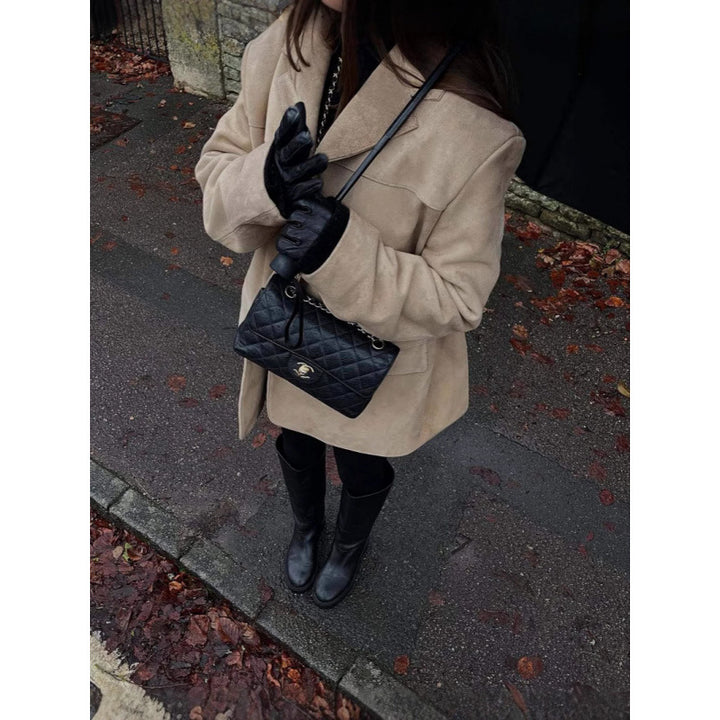 Oversized blazer jacket for women with a casual fit and deep pockets Lune London