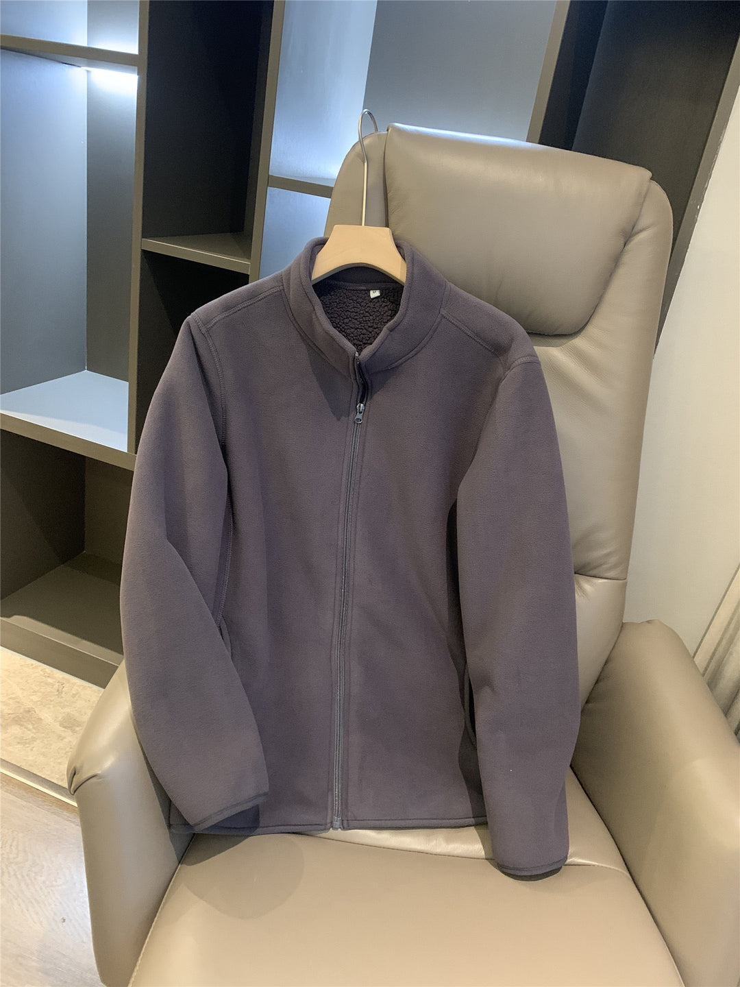 Veste en polaire pour femmes avec col haut et zip intégral Chic & Stil