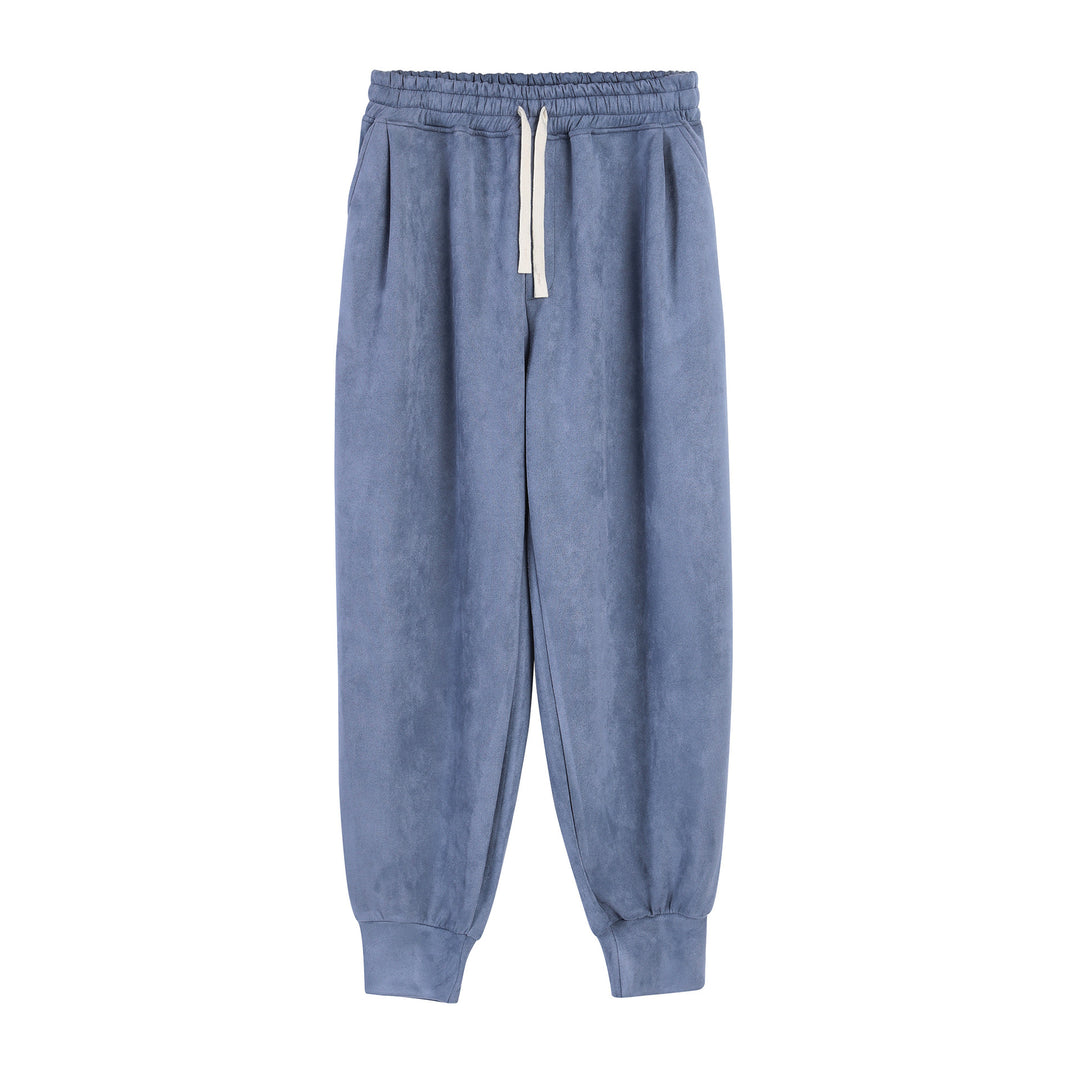 Casual women's jogger pants with elastic waistband and side pockets Lune London