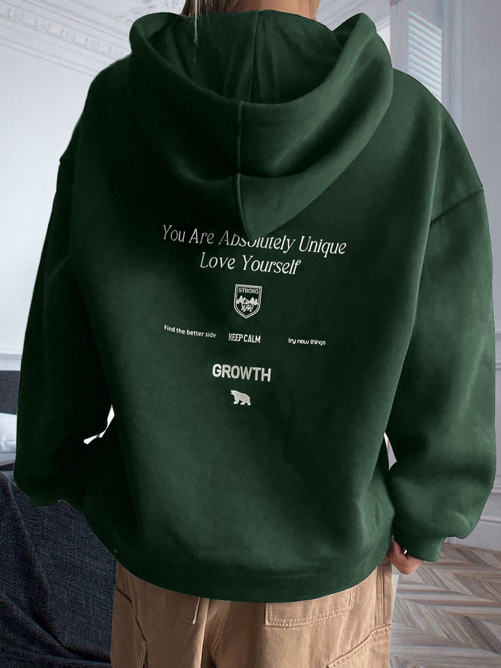 Sweat à capuche pour femmes avec lettrage motivant et coupe confortable Chic & Stil