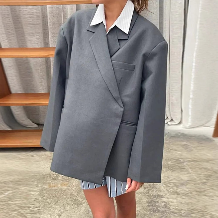 Oversized blazer for women with elegant pocket and chic lapel Lune London