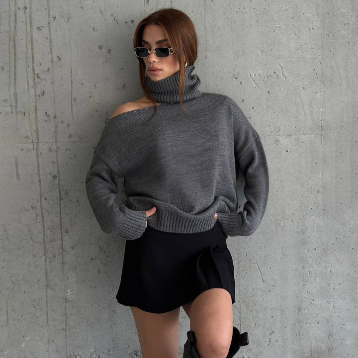 Fashion turtleneck sweater for women with sleeveless design and stylish ribbed details Lune London