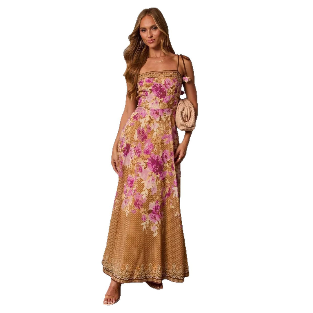 Chic & Stil Elegant floral print maxi dress for women with strapless shoulders