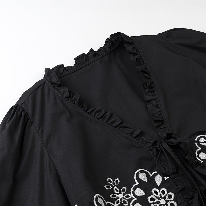 Elegant short bolero for women with floral embroidery Lune London