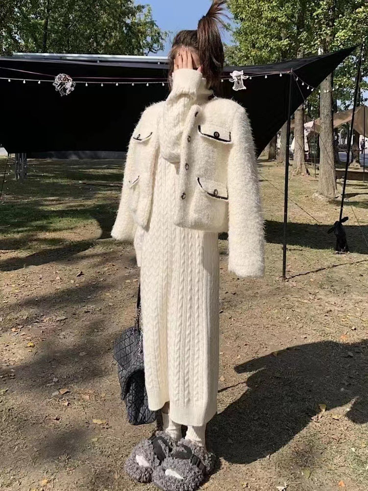 Robe en tricot pour femmes avec design de câble texturé et col montant Chic & Stil