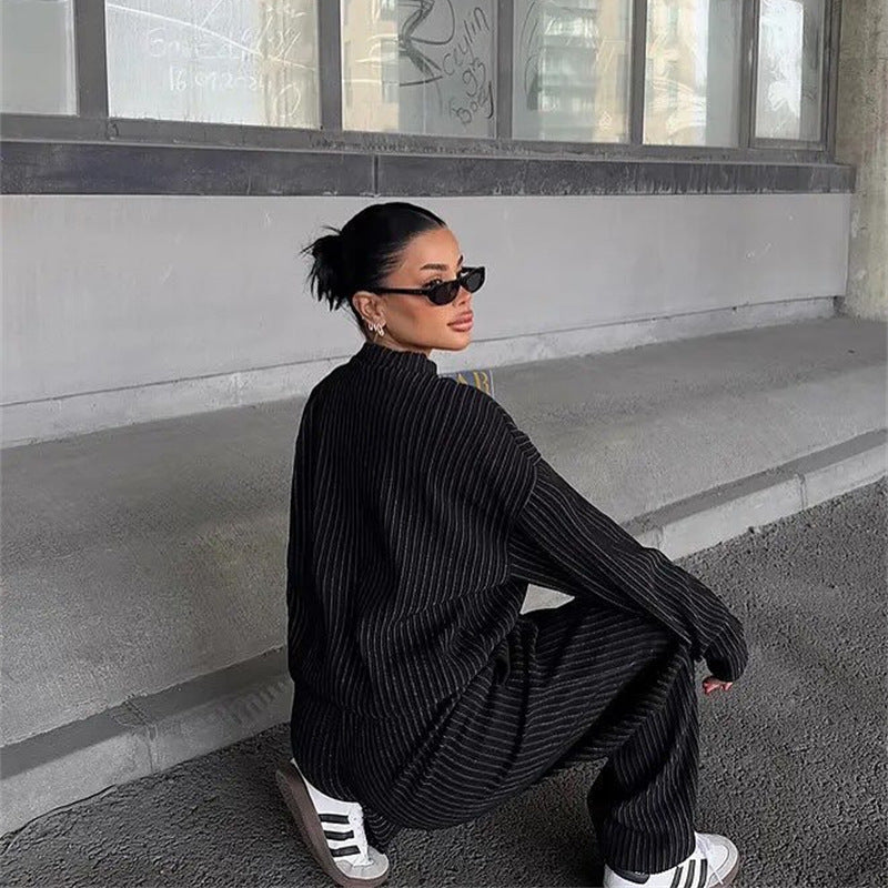 Casual and modern knit set for women with rib structure and wide leg Lune London