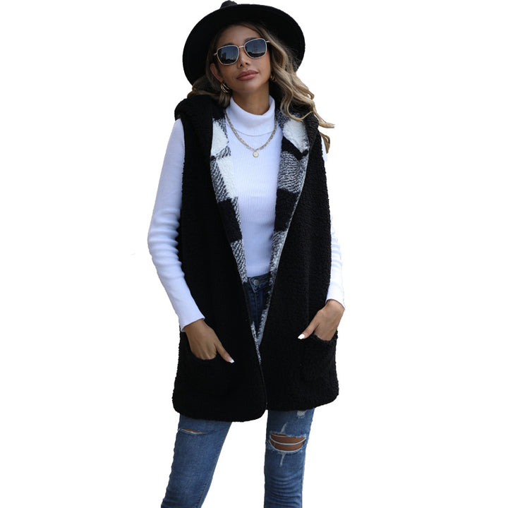 Ladies fleece vest with hood and check pattern Lune London