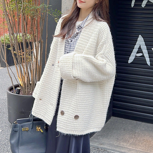 Lady cardigan with double button closure and soft material Lune London