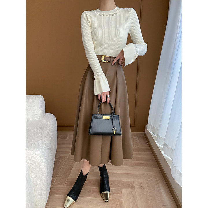 Women's Long Sleeve Sweater with Pearl Decoration Chic & Stil