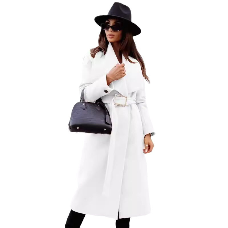 Ladies Elegant Coat with Belt and Classic Cut Lune London