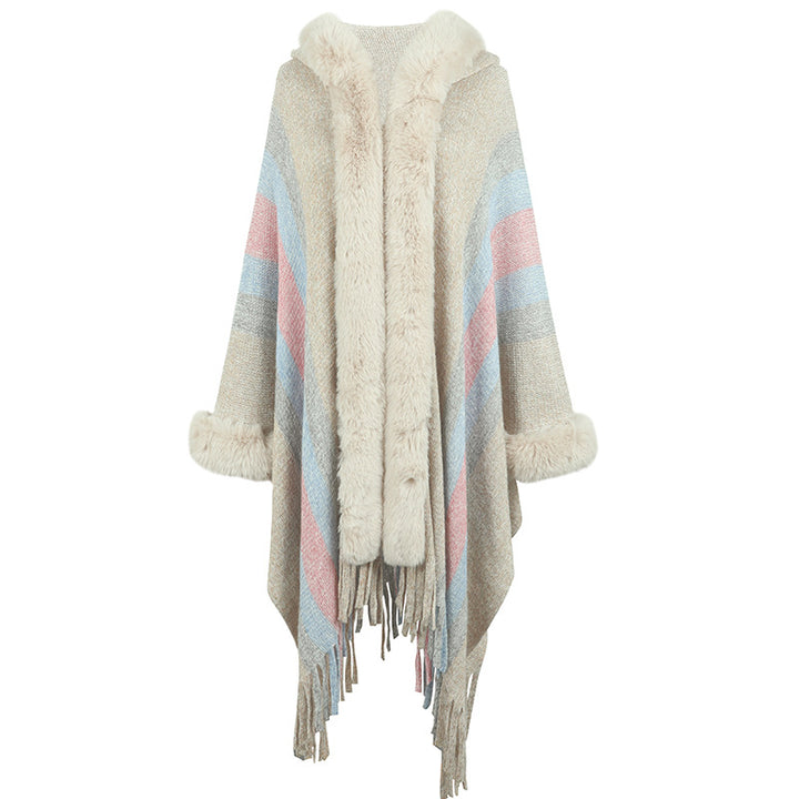 Women fashionable poncho with luxurious faux fur collar and fringes Lune London