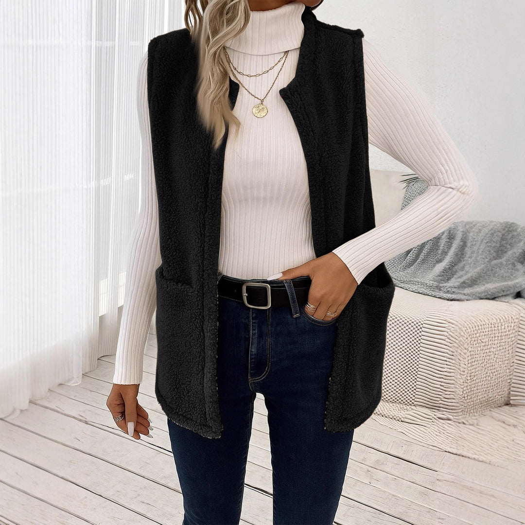 Women fluffy vest with deep pockets Lune London