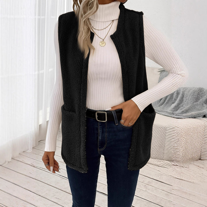 Women fluffy vest with deep pockets Lune London