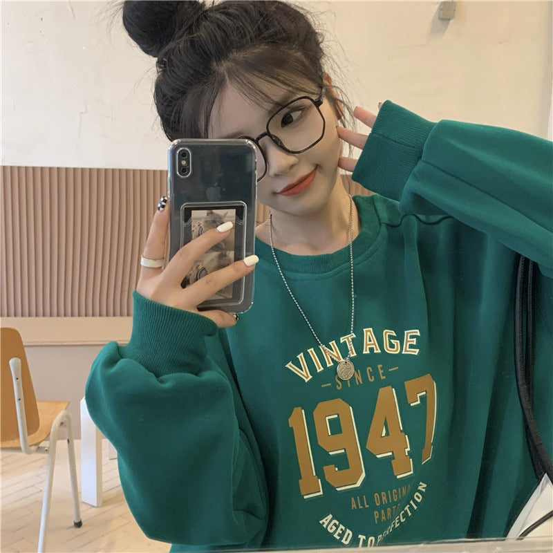Women's Casual Oversized Sweatshirt with Vintage Print Lune London