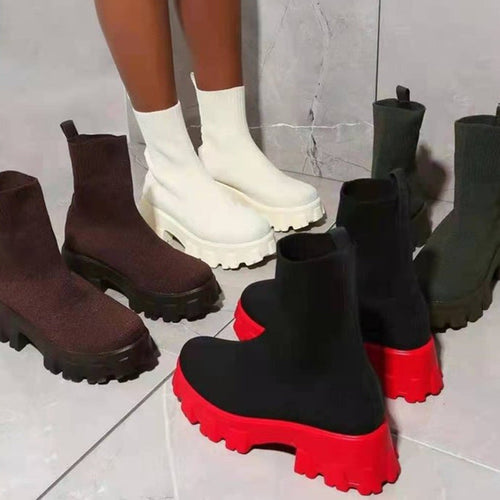 Ladies trendy boots with high shaft and sturdy platform Lune London