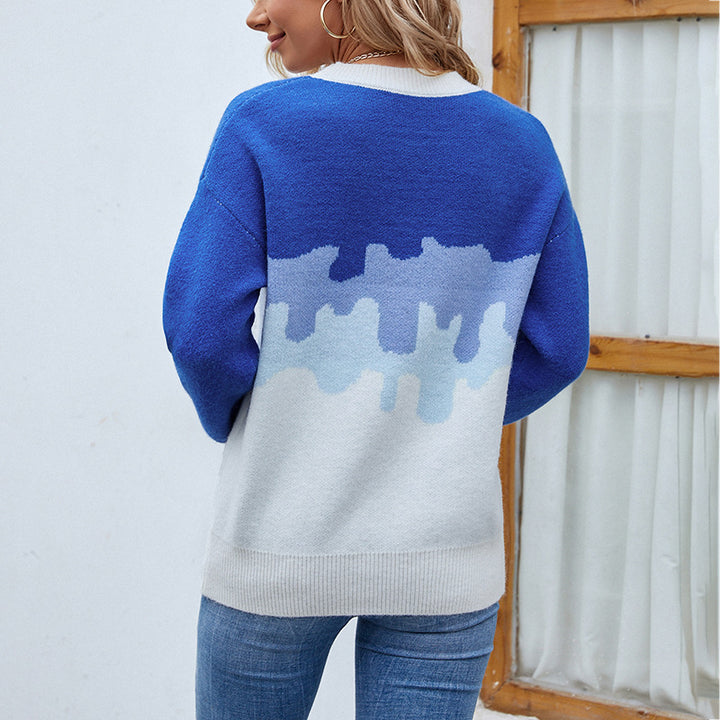 Modern sweater for women with a creative color gradient and round neckline Lune London