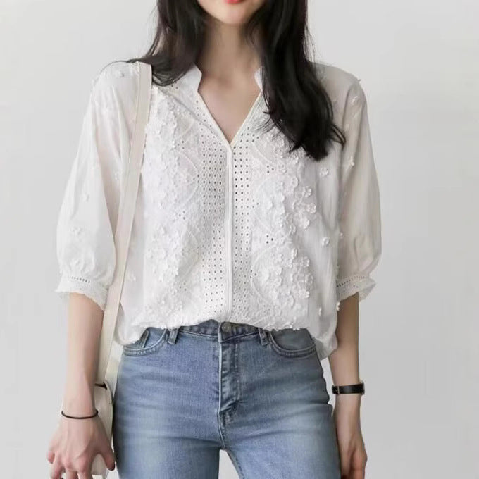 Women's shirt with embroidered detail and button line Lune London