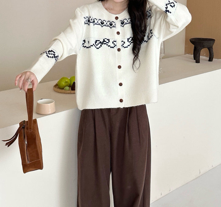 Ladies Cozy Knit Cardigan with Unique Pattern Lune London
