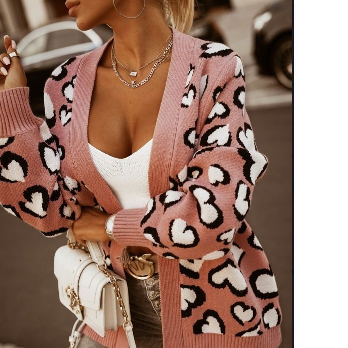 Knitted women's jacket with heart-shaped pattern and casual fit Lune London