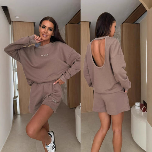 Women's casual leisure set with oversized sweatshirt and comfortable shorts Chic & Stil