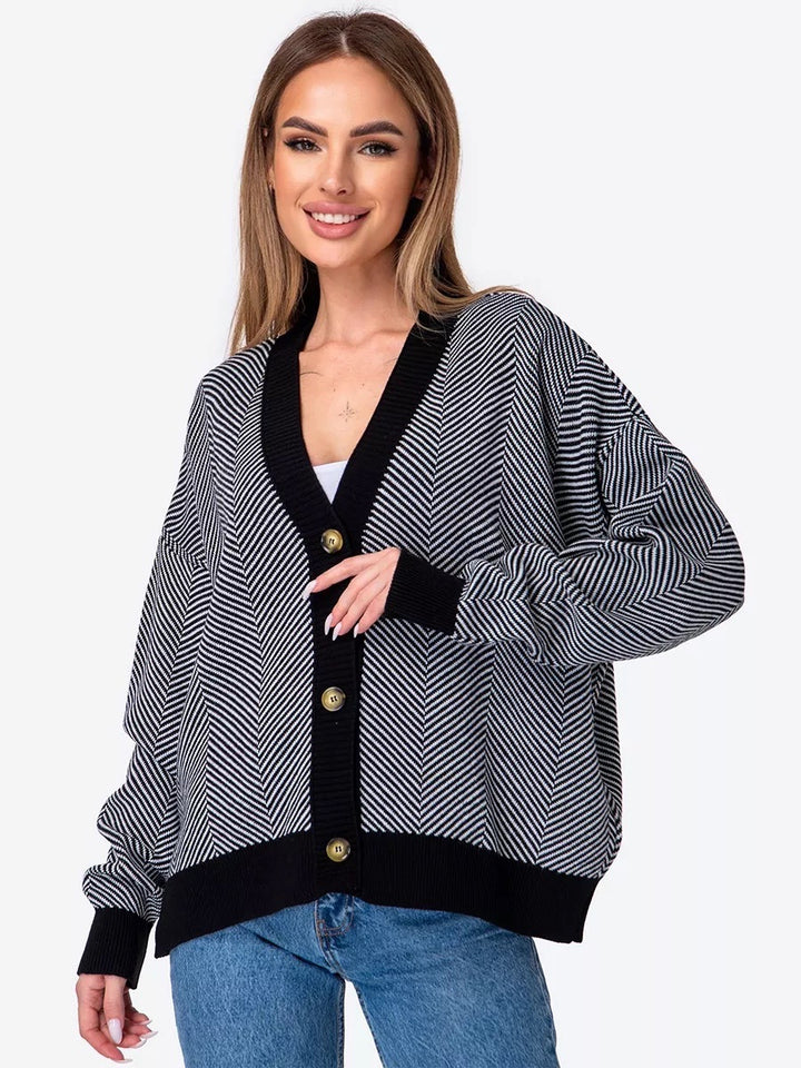 Cardigan confortable pour femmes avec des détails en tricot torsadé élégants et des fermetures à boutons Chic & Stil