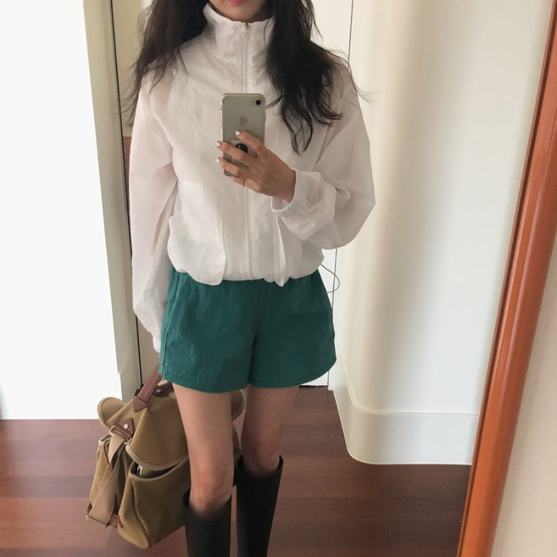 Veste de sport légère pour femmes avec des manches volumiques Chic & Stil