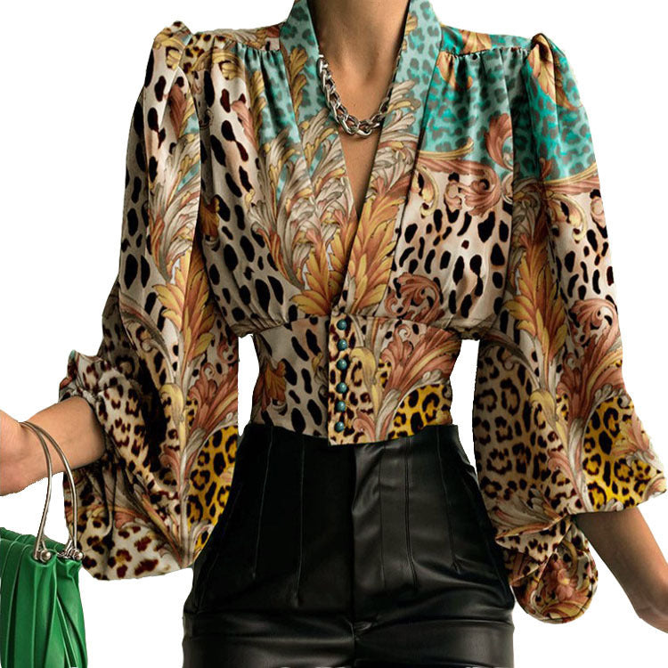 Ladies Elegant blouse with geometric pattern and voluminous sleeves Lune London