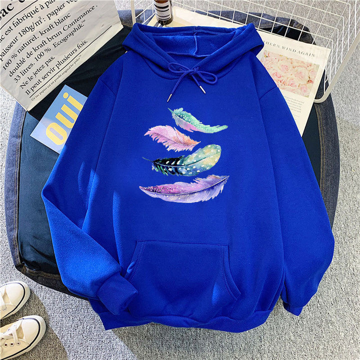 Women's hoodie with artistic feather motif Chic & Stil