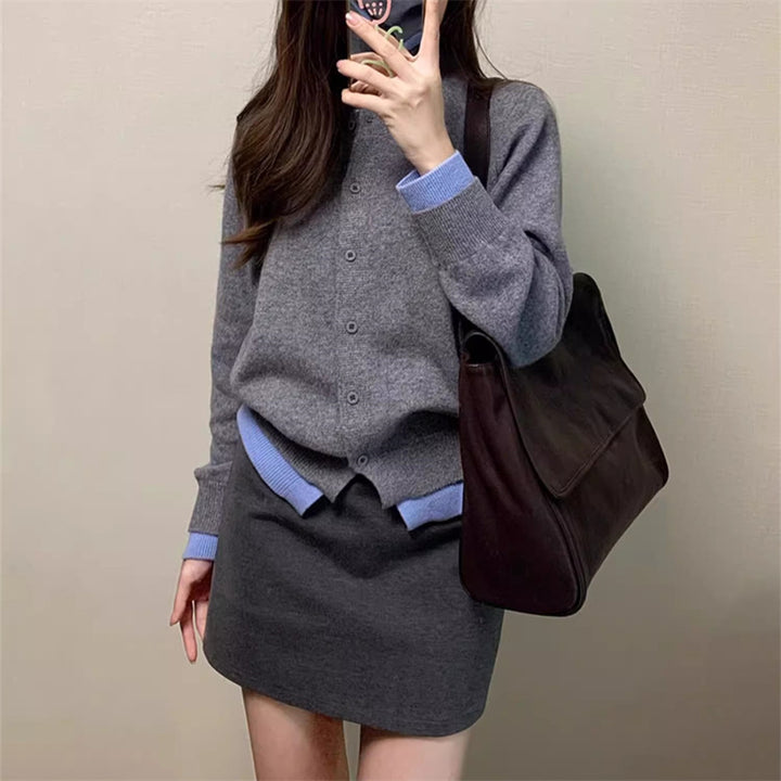 Cardigan en tricot élégant pour femmes avec de fins détails contrastés Chic & Stil