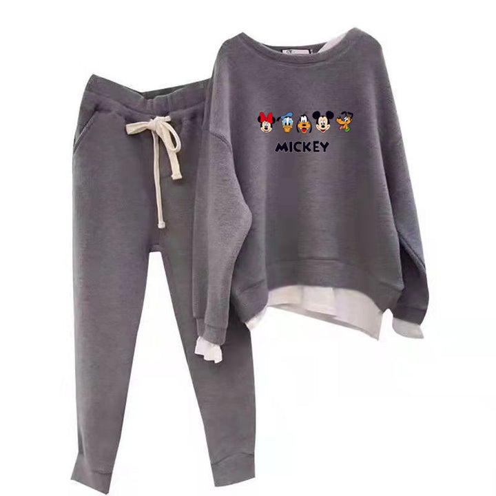Women's leisure sweat set with Mickey motif and casual cut Chic & Stil