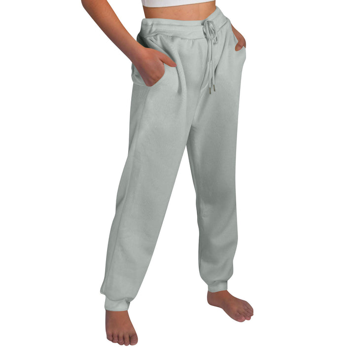 Comfortable women's jogging pants with elastic waistband and side pockets Lune London
