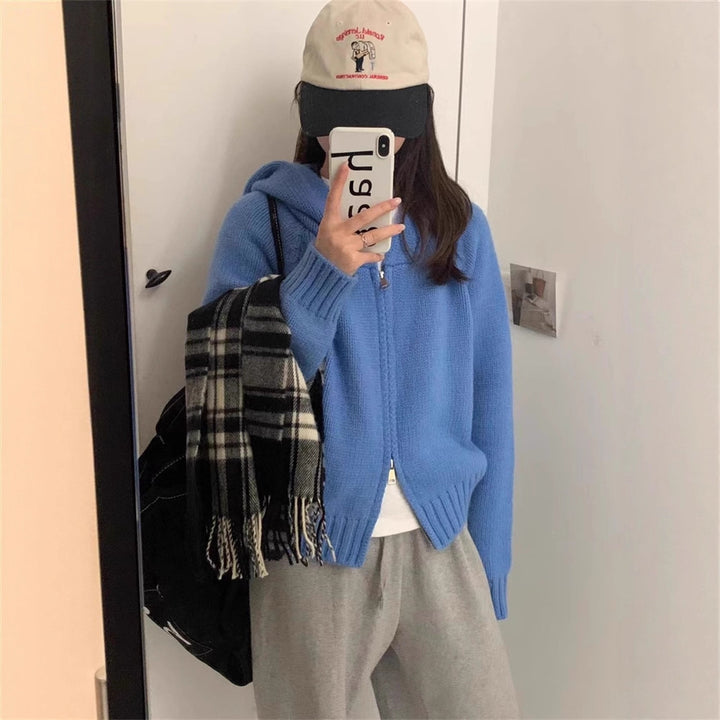 Ladies warm knit jacket with hood and pockets Lune London