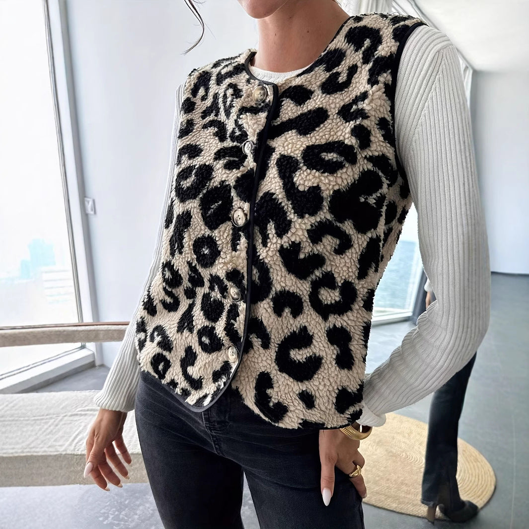 Ladies Chic and Stylish Leopard Print Plush Gilet