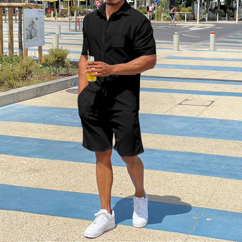 Casual short-sleeved set for men in high-quality material with practical pockets Lune London