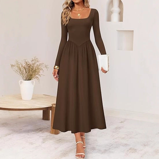 Robe midi élégante pour dames avec col carré et manches longues Chic & Stil