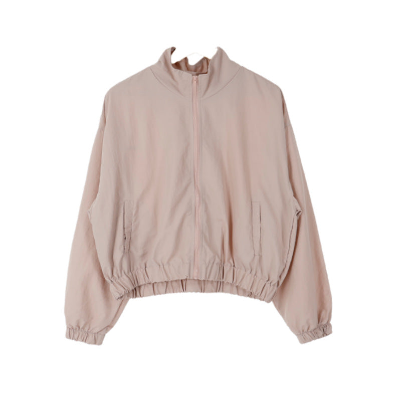 Women's sporty transitional jacket with voluminous sleeves Chic & Stil