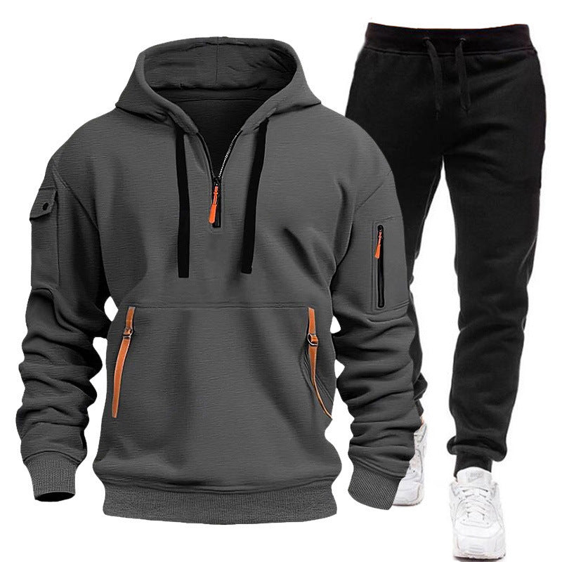 Sporty hoodie for men with zip and practical pockets Lune London