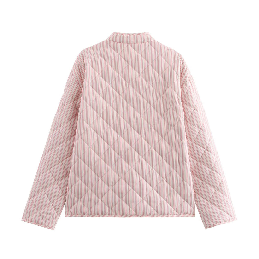 Quilted jacket for women with practical pockets and Lune London button details