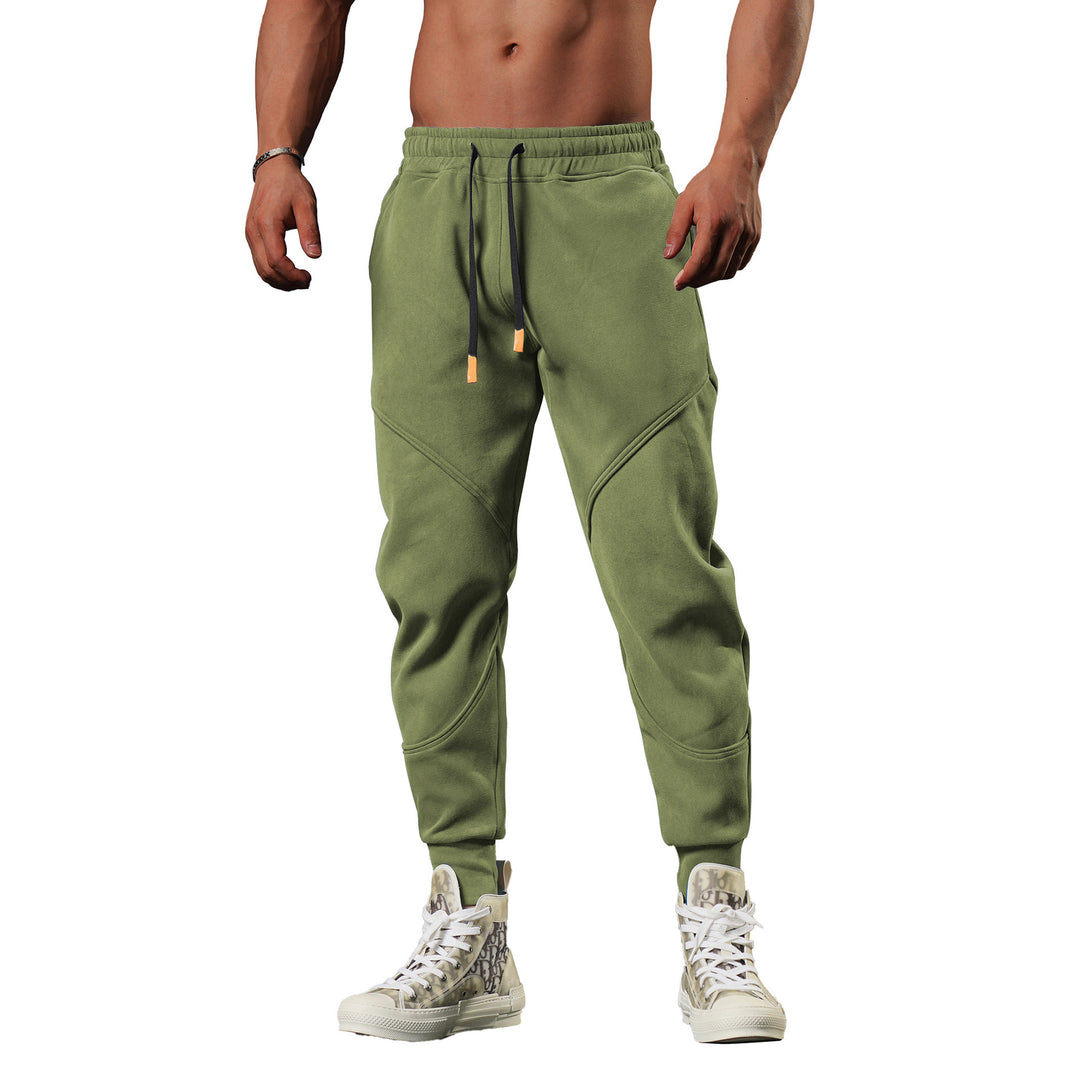 Men's sports pants with an innovative cut and practical pockets Lune London