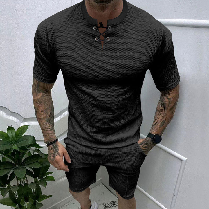 Sporty short t-shirt for men with laces Lune London